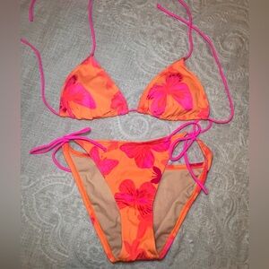 Juniors No Boundaries bikini neon butterfly